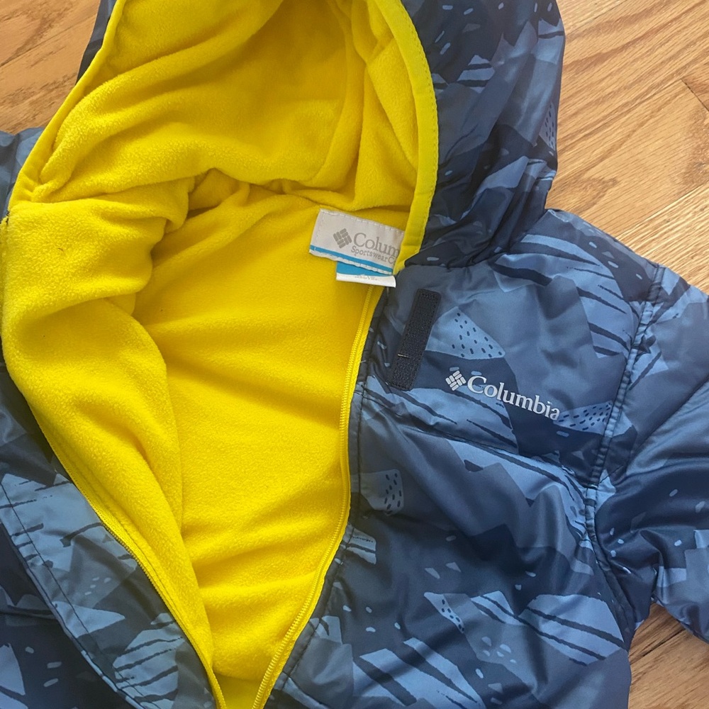 Columbia Blue and Yellow Kids Jacket - Picture 3 of 4